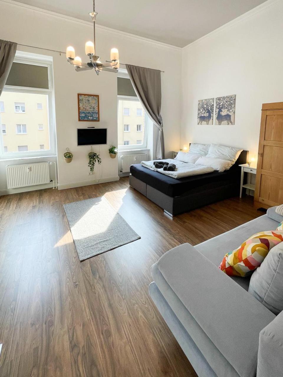 Apartment Wiesbaden Mitte, Zentral Am Park, Congresscenter 5 Min, Bahnhof 10Min Kültér fotó